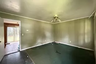 309 Huggins St, Marion, SC 29571 - Photo 2