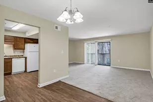 1107 Menlo Dr, Columbia, SC 29210 - Photo 4