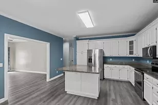 208 Winchester Ct, West Columbia, SC 29170 - Photo 12