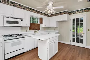 801 Arbutus Dr, Columbia, SC 29205 - Photo 20