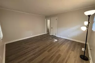 9 Cecil Rd, Sumter, SC 29150 - Photo 2