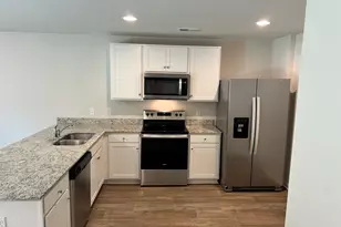 1071 Crescent Moon Loop, Hopkins, SC 29061 - Photo 6