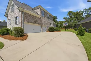 49 Sweetspire Dr, Elgin, SC 29045 - Photo 4