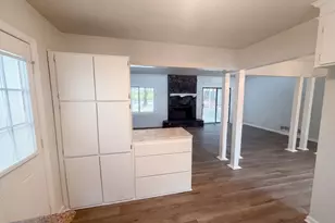 108 W Lake Dr, Lexington, SC 29073 - Photo 6