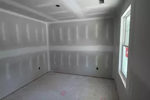 320 Creighton Dr, West Columbia, SC 29172 - Photo 2