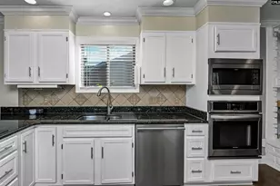 2116 Durham Dr, West Columbia, SC 29170 - Photo 6