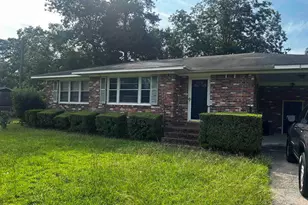 1184 Woodbine Dr, Orangeburg, SC 29115 - Photo 2