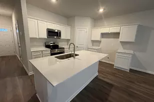 1318 Crosshill Ct B, Camden, SC 29020 - Photo 2