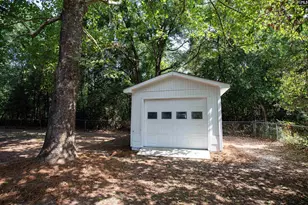 2129 Arrowwood Rd W, Camden, SC 29020 - Photo 36