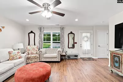 301 Country Club Road, Saint Matthews, SC 29135 - Photo 6