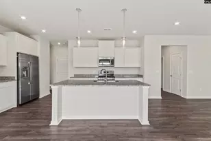 823 Huxley Ln, Elgin, SC 29045 - Photo 8