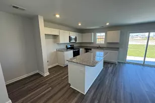 3081 Hallsdale Dr, Elgin, SC 29045 - Photo 8