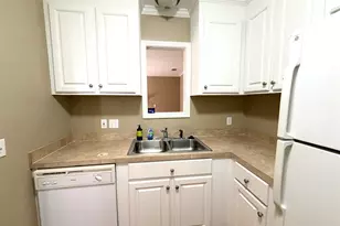 17 Magnolia Glen Ln, Columbia, SC 29205 - Photo 6