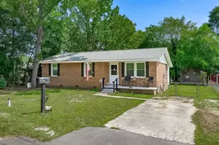331 Derrick St, West Columbia, SC 29169 - Photo 1