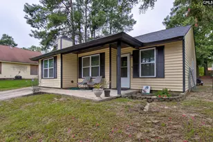 273 Jadetree Dr, Hopkins, SC 29061 - Photo 2