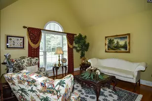 568 Charles Ct, Lexington, SC 29072 - Photo 4