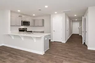 820 Gatestone Ln, Hopkins, SC 29061 - Photo 2