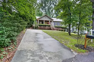 3241 Keenan Dr, Columbia, SC 29201 - Photo 2