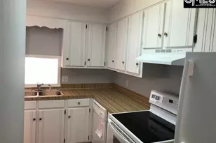 928 N Lucas St, West Columbia, SC 29169 - Photo 6