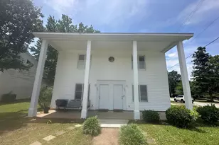 926 N Lucas St, West Columbia, SC 29169 - Photo 2