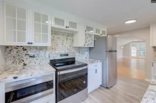 2837/2839 Burney Dr, Columbia, SC 29205 - Photo 6