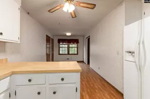7710 Hunt Club Rd, Columbia, SC 29223 - Photo 6