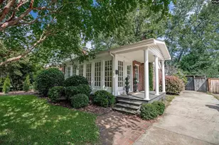 2727 Monroe St, Columbia, SC 29205 - Photo 2