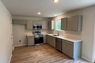 2428 Chappelle St, Columbia, SC 29203 - Photo 4