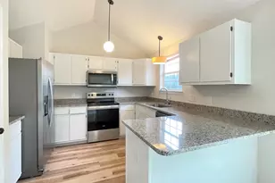 409 Coops Ct, West Columbia, SC 29170 - Photo 4