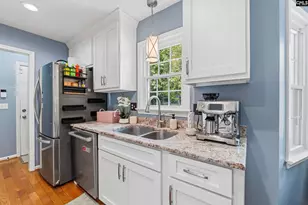 15 Lord Nelson Ct, Columbia, SC 29209 - Photo 10