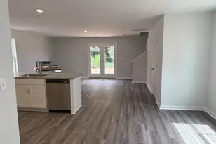 234 Laurinton Farms Dr, Hopkins, SC 29061 - Photo 2