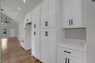 1631 Elmtree Rd, Columbia, SC 29209 - Photo 18