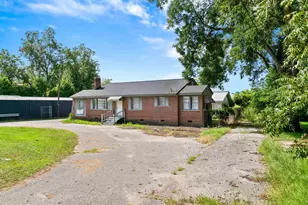 760 Five Chop Rd, Orangeburg, SC 29118 - Photo 2