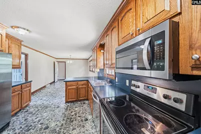 1807 Lynhurst Drive, Camden, SC 29020 - Photo 12