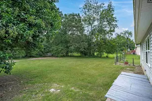 110 Henry St, Eastover, SC 29044 - Photo 32