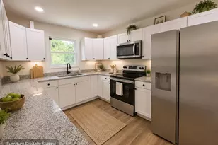3720 Kaiser Ave, Columbia, SC 29204 - Photo 6