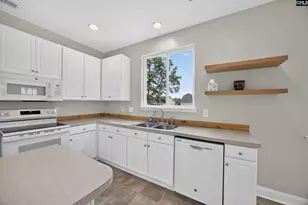 928 Spears Dr, Elgin, SC 29045 - Photo 14