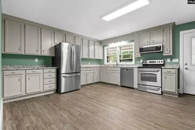 1821 Manley Street, Cayce, SC 29033 - Photo 18