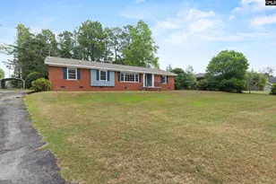 1821 Manley St, Cayce, SC 29033 - Photo 2