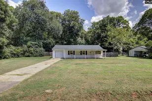 9 Coulter Dr, Wedgefield, SC 29168 - Photo 1
