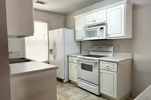 401 Elders Pond Cir, Columbia, SC 29229 - Photo 8