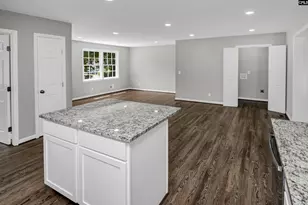 1025 Haverford Cir, Columbia, SC 29203 - Photo 10