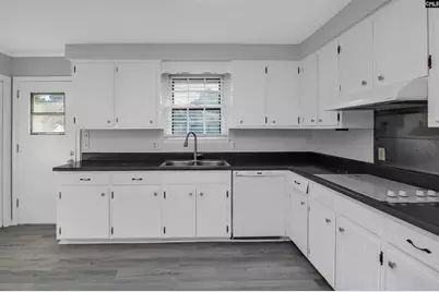 2043 Fairlawn Circle, Cayce, SC 29033 - Photo 20