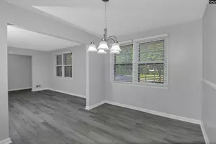 2043 Fairlawn Cir, Cayce, SC 29033 - Photo 12