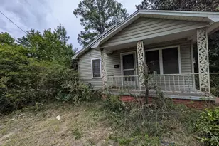 9 Middle St, Sumter, SC 29150 - Photo 1