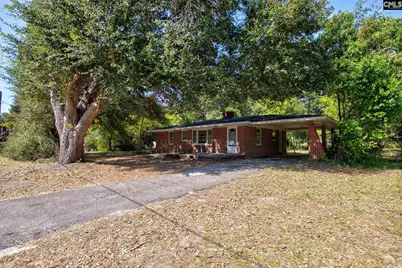 207 Hampton Street E, Bethune, SC 29009 - Photo 2