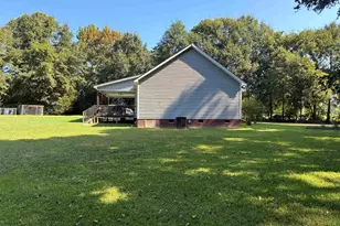 2221 Timber Ln, Newberry, SC 29108 - Photo 4