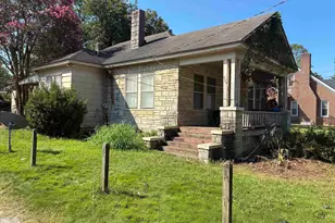 924 Fair St, Newberry, SC 29108 - Photo 2