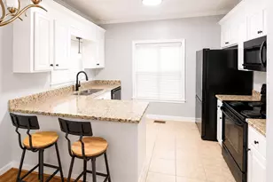 1020 Chevis St, Columbia, SC 29205 - Photo 4