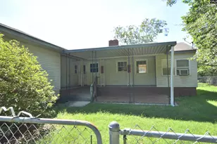 209 Noble St, Ridge Spring, SC 29129 - Photo 4